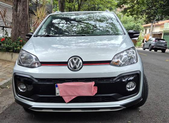 VOLKSWAGEN UP 1.0 170 TSI TOTAL FLEX XTREME 4P MANUAL